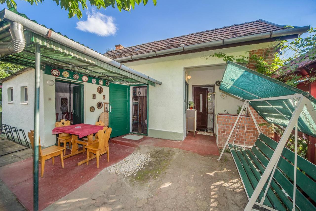 Apartman Kuckoval Leilighet Balatonföldvár Eksteriør bilde